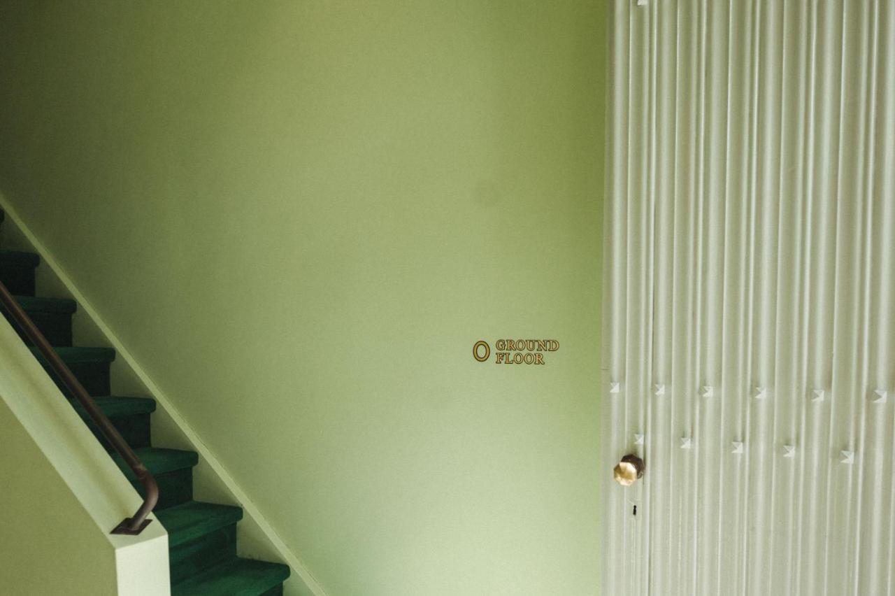 Flora Hotel Антверпен Екстериор снимка